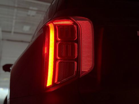 Used 2020 Hyundai Palisade Limited AWD/4WD image 9