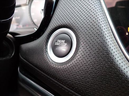 Used 2024 Cadillac XT5 Premium Luxury image 22