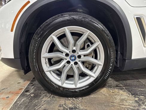 Used 2022 BMW X5 xDrive45e image 10