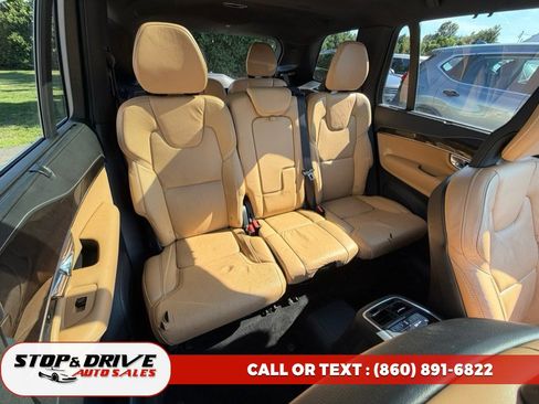 Used 2017 Volvo XC90 T8 Inscription w/ Vision Package AWD/4WD image 18