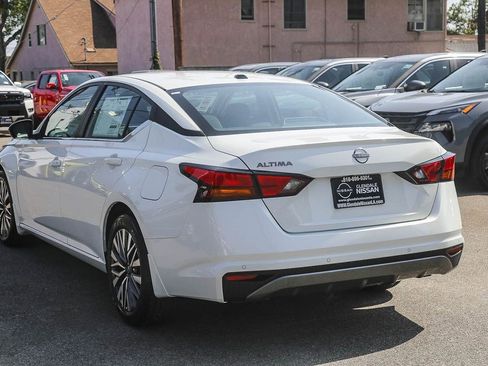 New 2026 Nissan Altima 2.5 SV FWD image 6