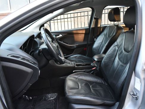 Used 2016 Ford Focus SE w/ Equipment Group 201A image 15