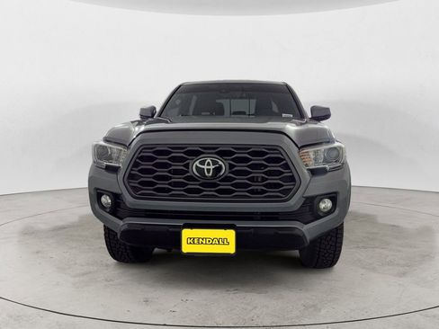 Used 2021 Toyota Tacoma TRD Off-Road AWD/4WD image 8
