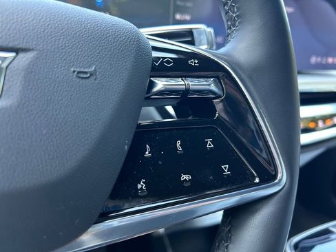Used 2024 Cadillac Lyriq Luxury AWD/4WD image 26