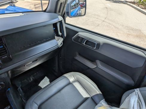 Used 2023 Ford Bronco Black Diamond AWD/4WD image 18