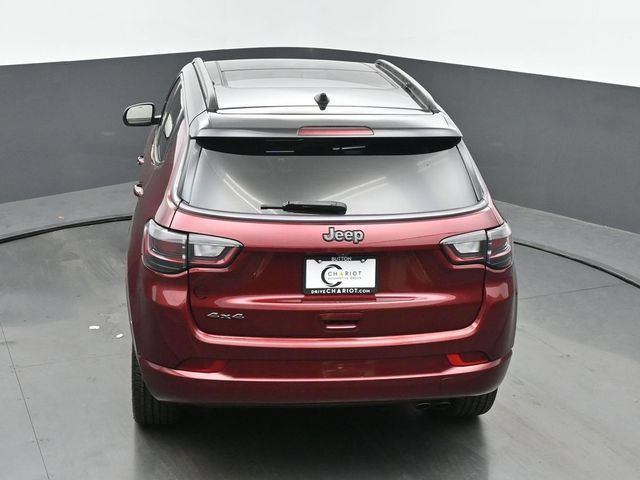 Used 2022 Jeep Compass High Altitude AWD/4WD image 42