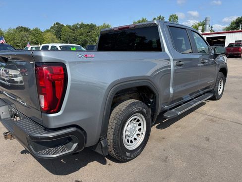 Used 2019 GMC Sierra 1500 4x4 Crew Cab w/ Convenience Package image 11