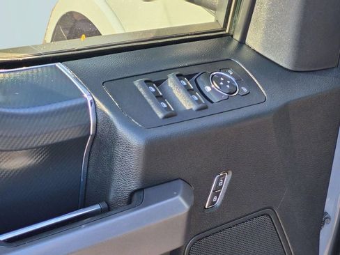 Used 2019 Ford F150 XLT w/ Equipment Group 302A Luxury RWD image 10