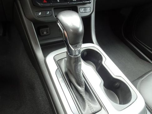 Certified 2022 Chevrolet Colorado LT w/ Luxury Package image 19