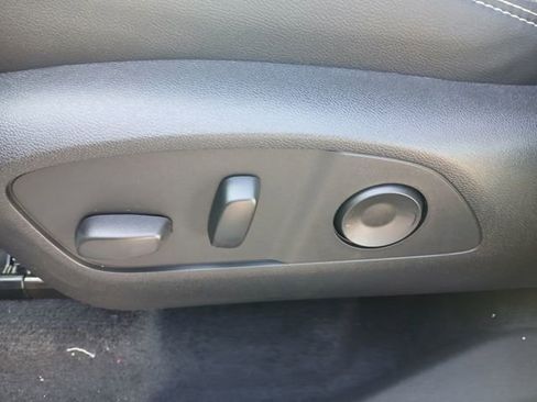 New 2026 Chevrolet Traverse LT w/ Enhanced Driving Package FWD image 38