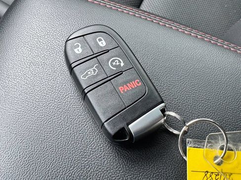 Used 2024 Dodge Durango R/T AWD/4WD image 37
