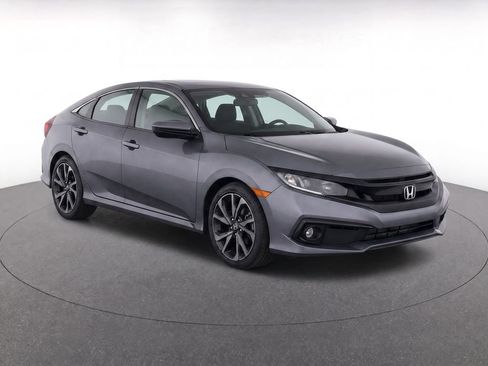 Used 2019 Honda Civic Sport image 2