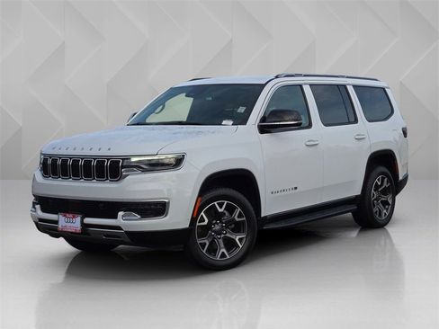 Used 2024 Jeep Wagoneer Series III image 1