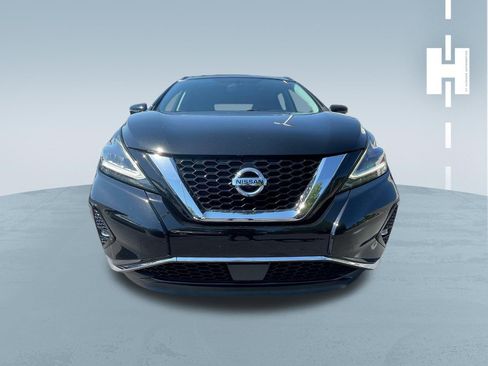 Used 2019 Nissan Murano SV w/ Premium Package AWD/4WD image 2
