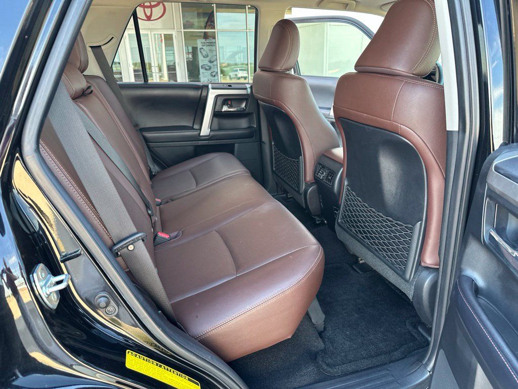 Used 2018 Toyota 4Runner Limited RWD image 18