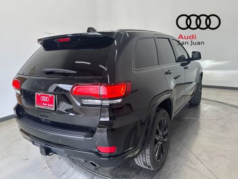 Used 2021 Jeep Grand Cherokee Laredo X image 30