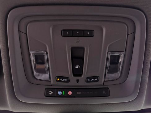 Used 2022 Chevrolet Silverado 2500 LTZ w/ LTZ Plus Package image 36