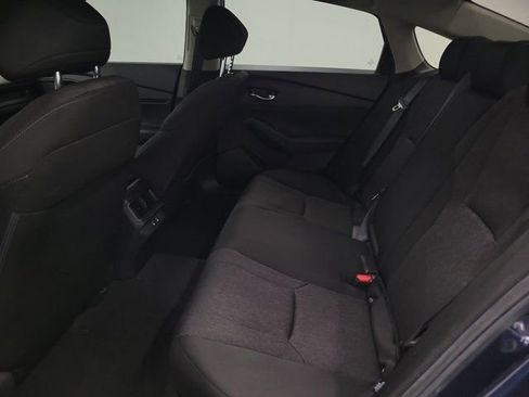 Certified 2025 Honda Accord SE image 11