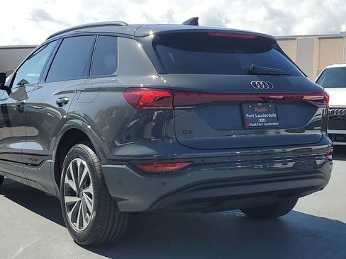 New 2025 Audi Q6 e-tron Premium Plus image 4