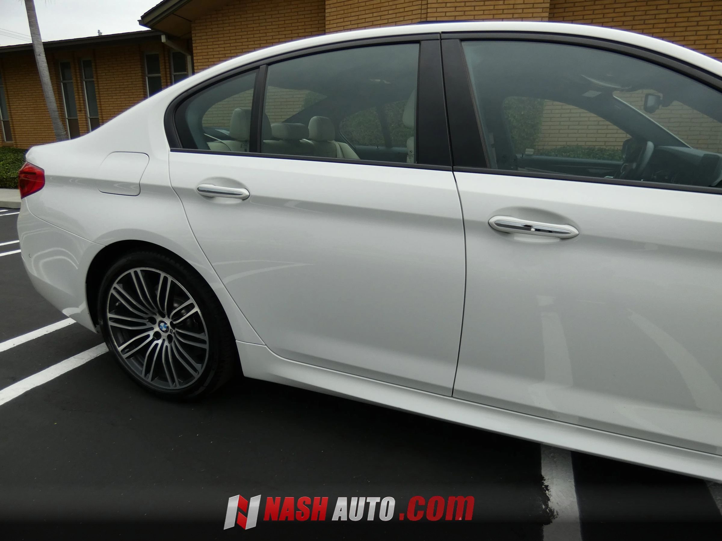 Used 2017 BMW 540i RWD image 7