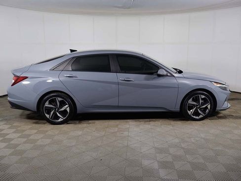 Used 2023 Hyundai Elantra SEL w/ Convenience Package image 14