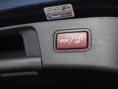 Used 2017 Mercedes-Benz GLA 250 4MATIC image 19