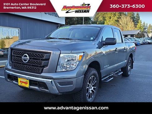 Used 2022 Nissan Titan SV w/ Accessory Utility Package image 1