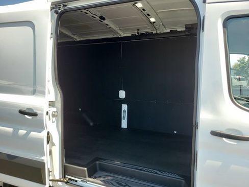 New 2026 Ford Transit 250 148 Medium Roof w/ Load Area Protection Package RWD image 13