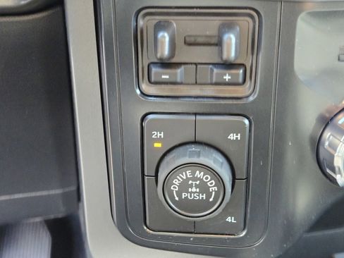 New 2026 Ford F150 XLT w/ Equipment Group 302A MID image 10