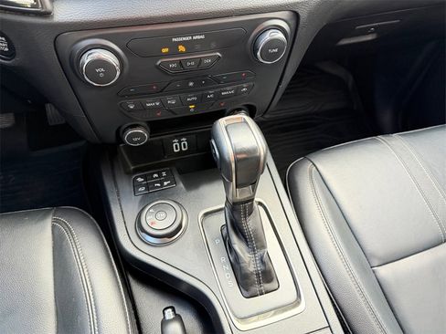 Used 2019 Ford Ranger Lariat w/ Equipment Group 501A Mid image 28