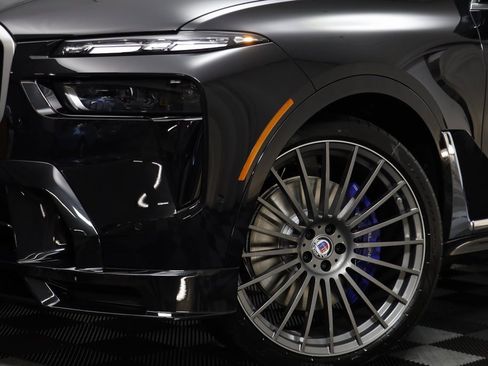 New 2026 BMW ALPINA XB7 image 3