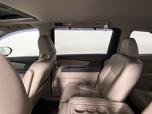 Used 2016 Honda Odyssey EX-L image 37