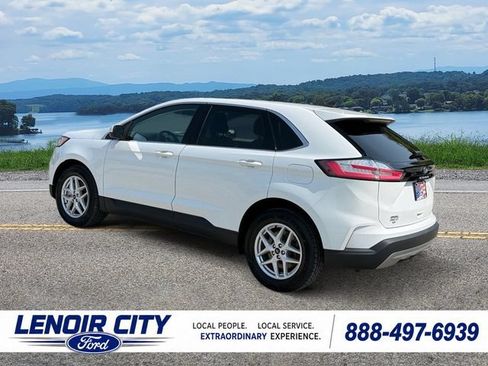 Certified 2023 Ford Edge SEL w/ Convenience Package AWD/4WD image 5