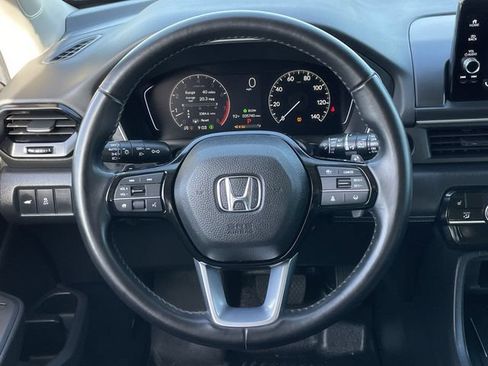 Used 2025 Honda Pilot EX-L image 12
