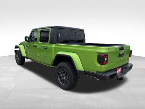 New 2026 Jeep Gladiator Sport image 3