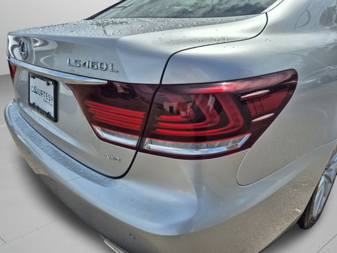Used 2016 Lexus LS 460 L AWD/4WD image 12