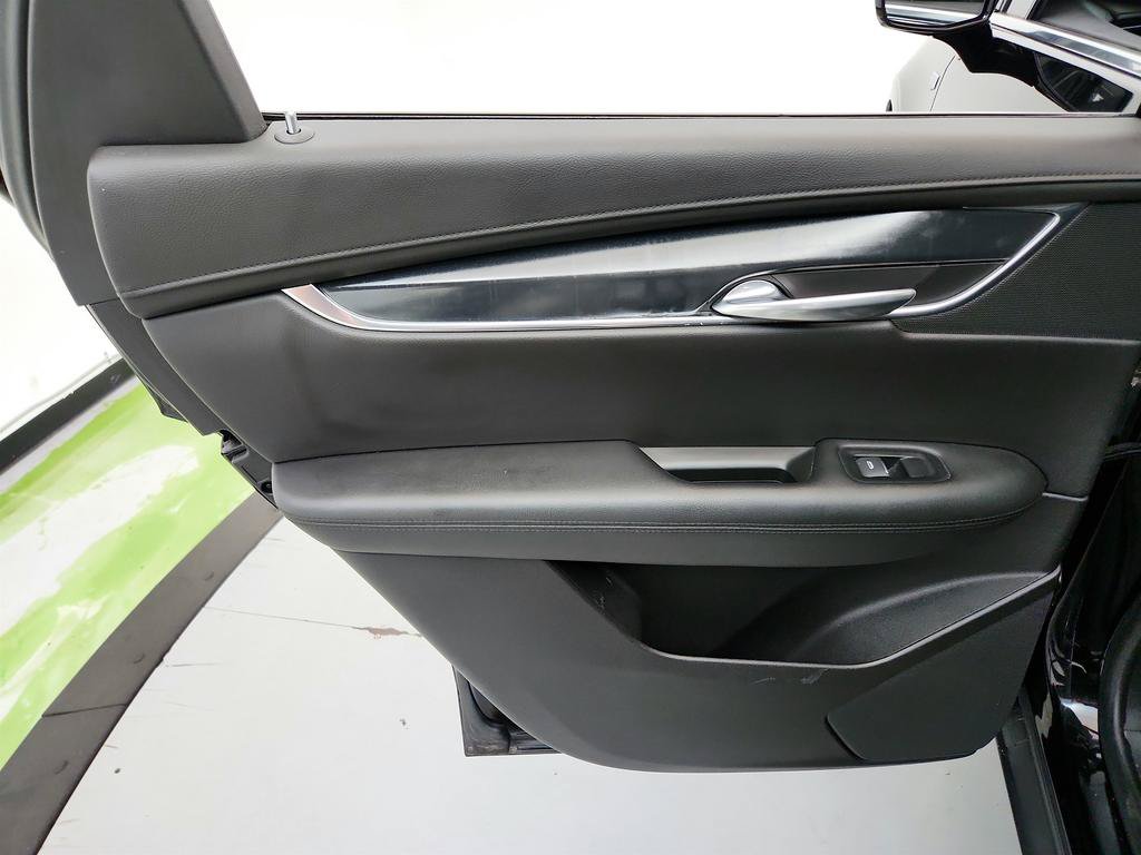 Used 2019 Cadillac XT5 Luxury FWD image 26