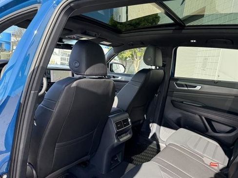 New 2025 Volkswagen Atlas Cross Sport SEL R-Line image 19