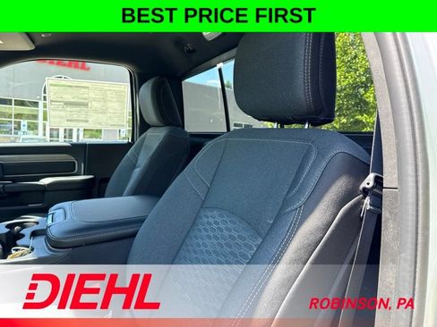 New 2026 RAM 2500 Tradesman AWD/4WD image 17