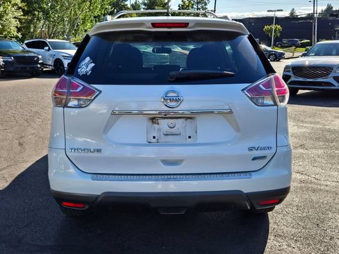 Used 2014 Nissan Rogue SV w/ SV Premium Package AWD/4WD image 4