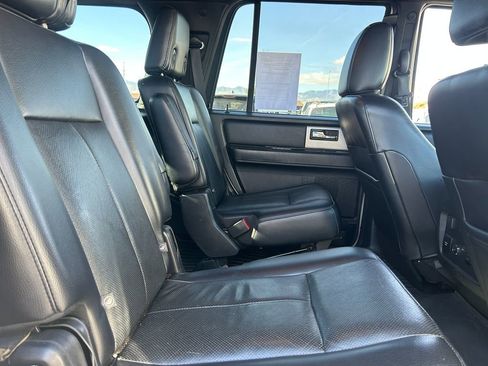 Used 2017 Ford Expedition Limited image 36