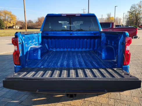 Certified 2023 Chevrolet Silverado 1500 Custom AWD/4WD image 8