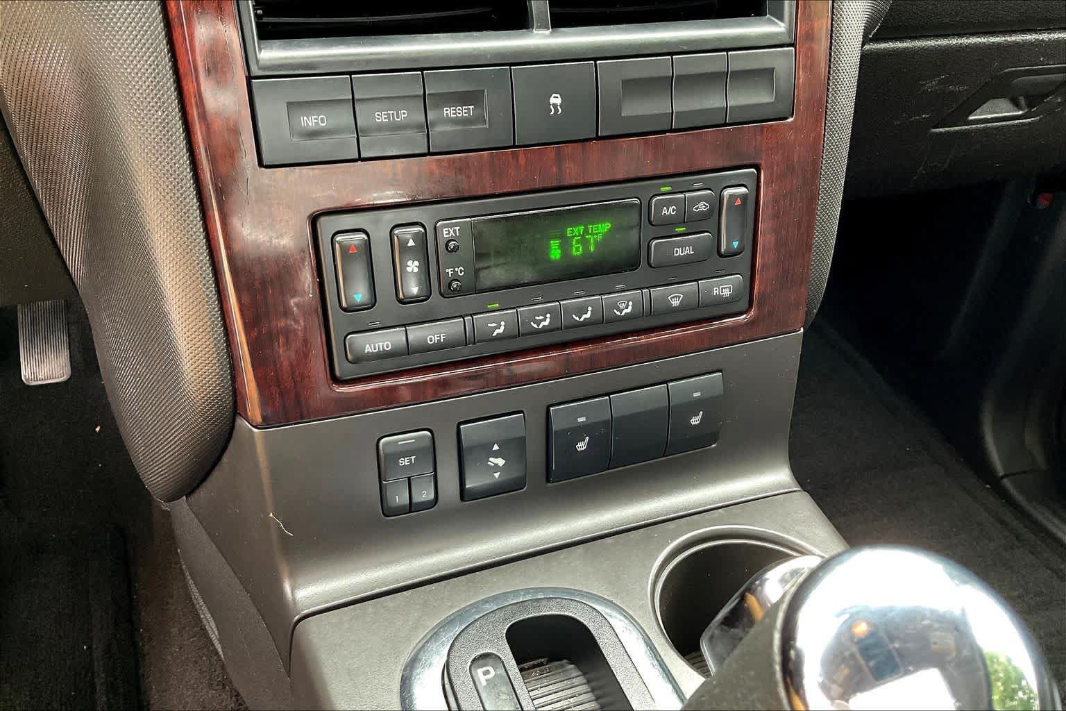 Used 2009 Ford Explorer Limited RWD image 30