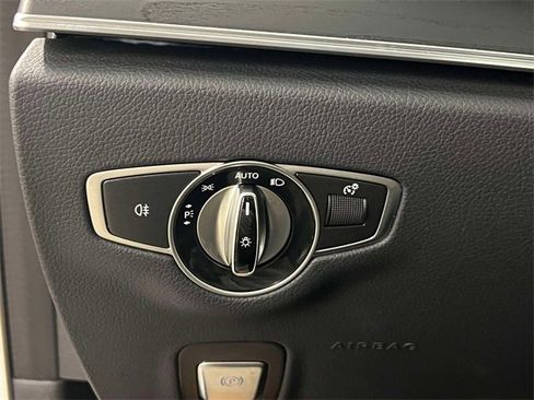Certified 2022 Mercedes-Benz E 350 4MATIC Sedan image 21