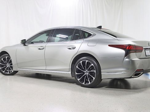 Used 2021 Lexus LS 500 AWD w/ Luxury Package image 9