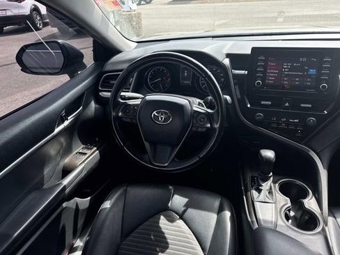 Used 2021 Toyota Camry SE image 16