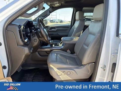 Certified 2022 Chevrolet Silverado 1500 LTZ w/ Technology Package AWD/4WD image 17