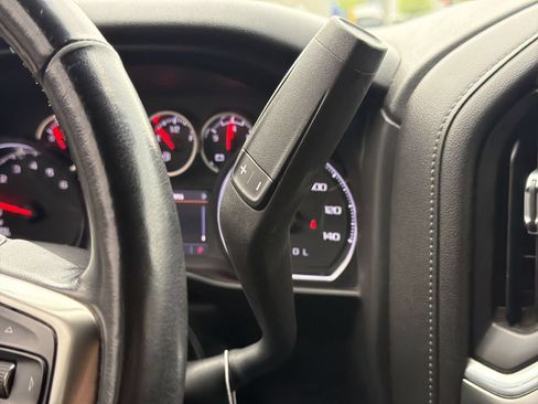 Used 2020 Chevrolet Silverado 1500 LT Trail Boss AWD/4WD image 33