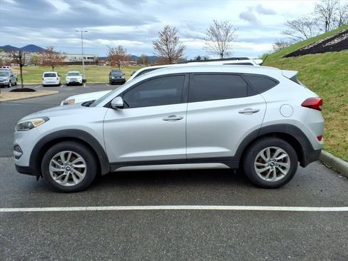 Used 2017 Hyundai Tucson SE image 4