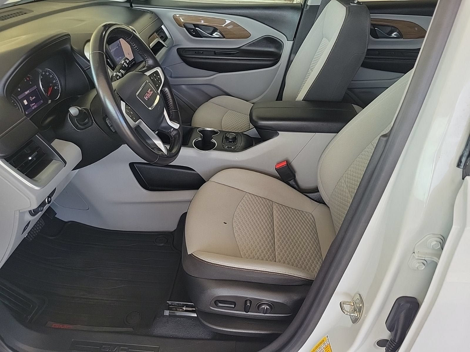 Certified 2021 GMC Terrain SLE w/ Driver Convenience Package FWD image 11